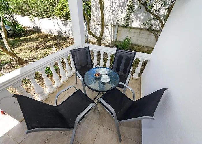 With Parking Space Nin, Zadar - 5857 נין