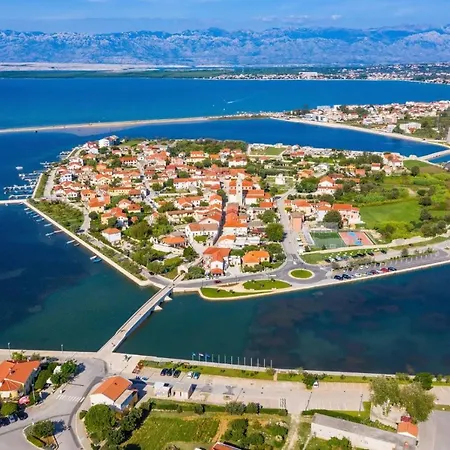 With Parking Space Nin, Zadar - 5857 نين