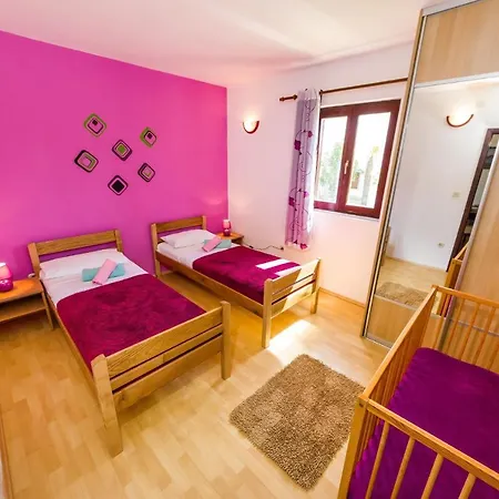 Appartement With Parking Space Nin, Zadar - 5857